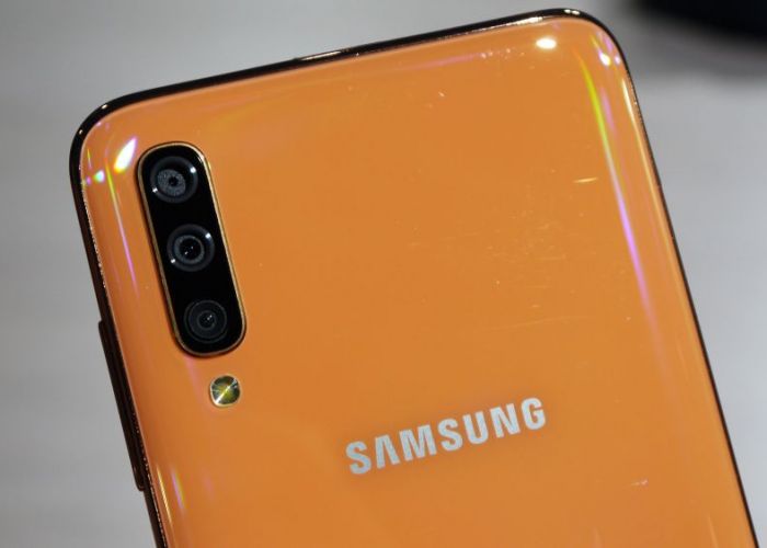 (P) Argumente pro și contra investiției în telefonul Samsung Galaxy A70