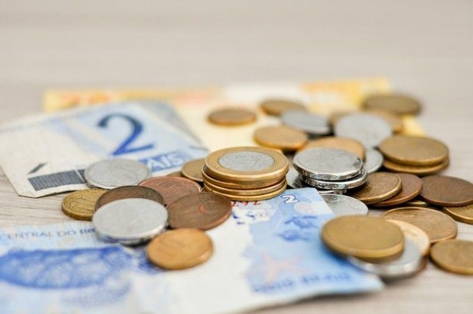 Ce salarii pot câștiga angajații din industria ospitalității și cu cât s-ar majora dacă se va impozita bacșișul