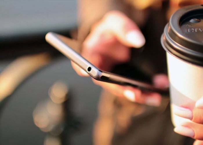 (P) 5 telefoane perfecte pentru un buget mic