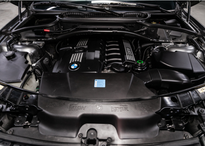 (P) Cum alegi magazinul de unde urmează să cumperi piese auto pentru BMW?