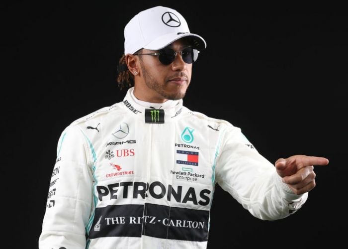 Lewis Hamilton, selfie de peste 600.000 de like-uri. Cum arată pilotul cu 2 săptămâni înainte de startul sezonului