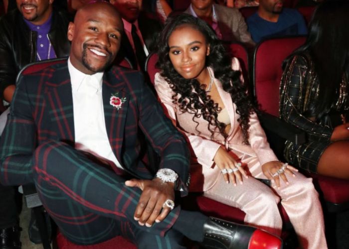 Floyd Mayweather va fi bunic tânăr. Fiica cea mare a pugilistului va deveni mamă