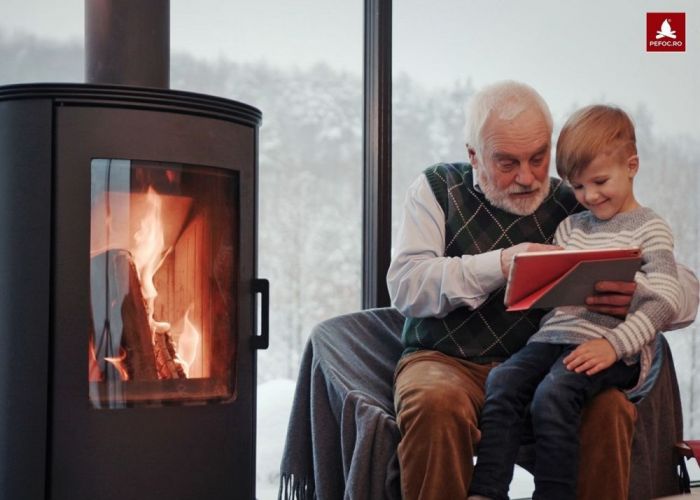 (P) Oferă familiei confortul unei case încălzite de focul spectaculosului șemineu pe lemne