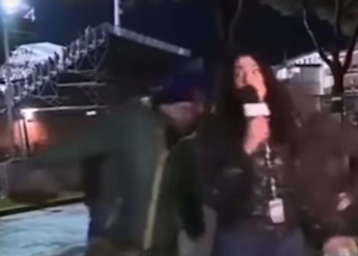 Jurnalistă din Italia, agresată în direct la TV de mai mulți suporteri