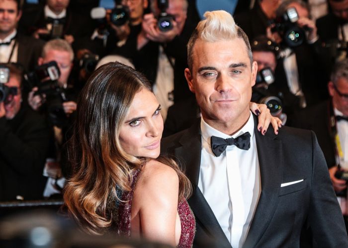 Robbie Williams, ținta unui asasin plătit! Cum a scăpat de ucigaș
