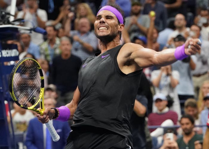 Rafael Nadal a slăbit 4 kilograme în timpul meciului de 4 ore cu Shapovalov - VIDEO