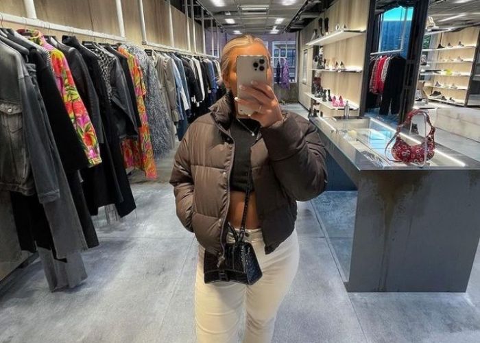 S-a lăsat de sport și s-a apucat de OnlyFans! Cum arată cea mai sexy fotbalistă din Marea Britanie