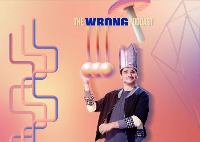 Alex Bogdan, gazda The Wrong Podcast ndash; serialul de conținut online de pe VOYO