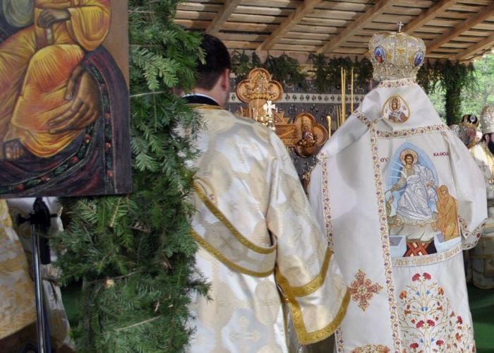O refugiată din Ucraina afirmă că a fost agresată de un preot român