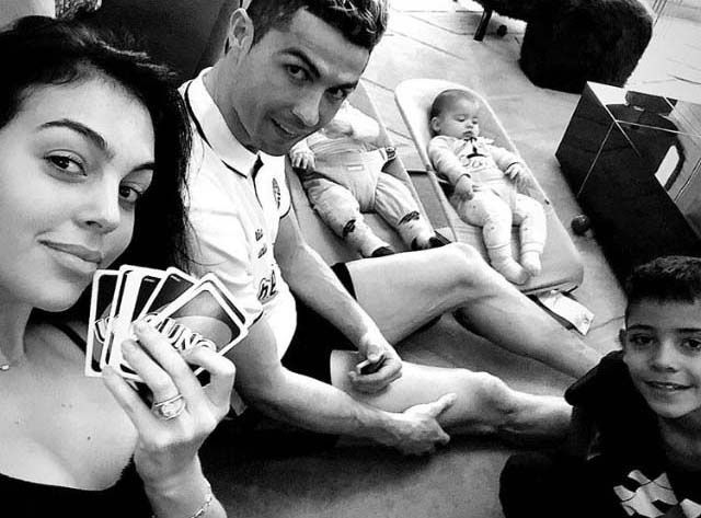 Cristiano Ronaldo, susținut în toată lumea, după ce fiul său a murit la naștere! Ce mesaje au fost postate pe internet