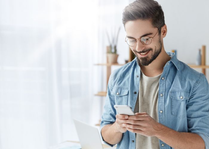 5 motive să investești într-un smartphone high-end