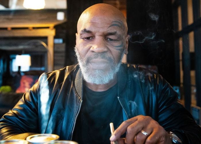 Mike Tyson recunoaște că a boxat sub influența drogurilor: Nu simțeam loviturile încasate VIDEO