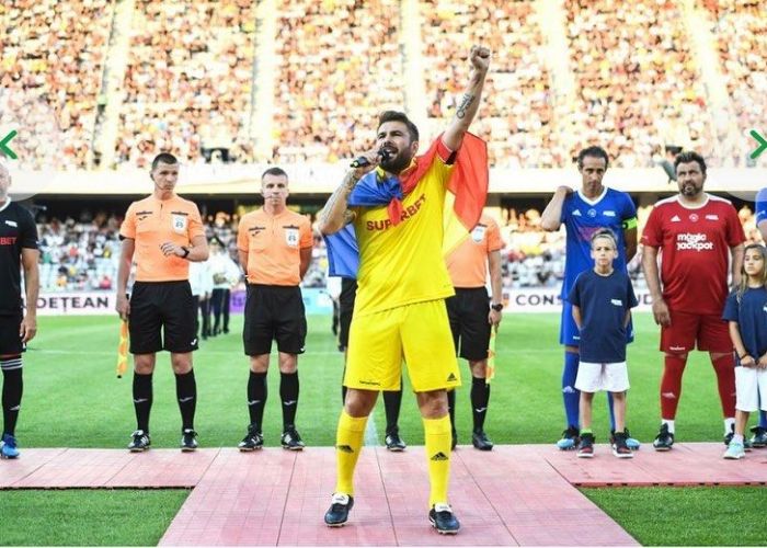 Adrian Mutu trebuie să-i plătească o avere Alexandrei Dinu. Antrenorul Rapidului a pierdut procesul cu fosta soție