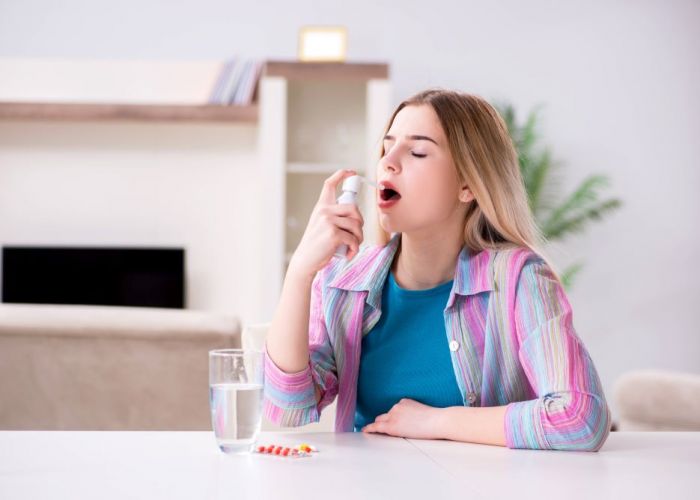 Cât iese în alcooltest de la propolis și spray pentru durere în gât? Experimentul unui polițist: Este infracțiune VIDEO