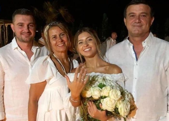 Ce avere are Niculae Bădălău, arestat pentru dare de mită şi trafic de influenţă