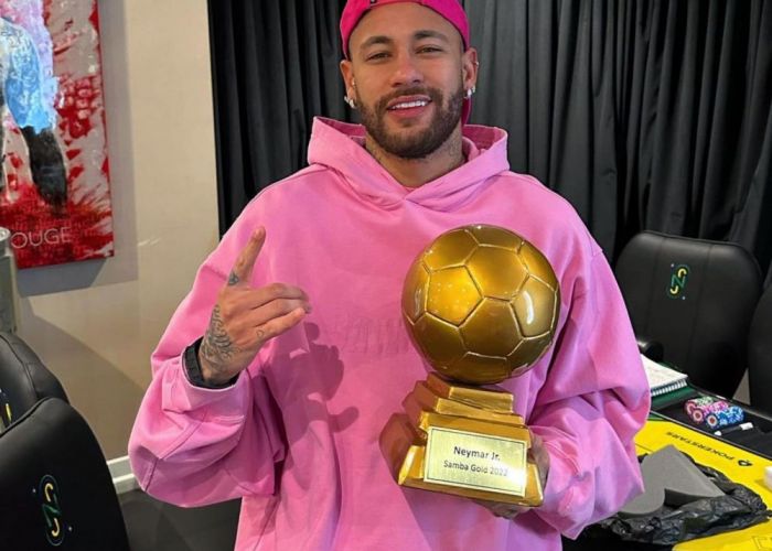 Neymar, un vecin de coșmar! Primarul localității: Un individ lipsit de respect