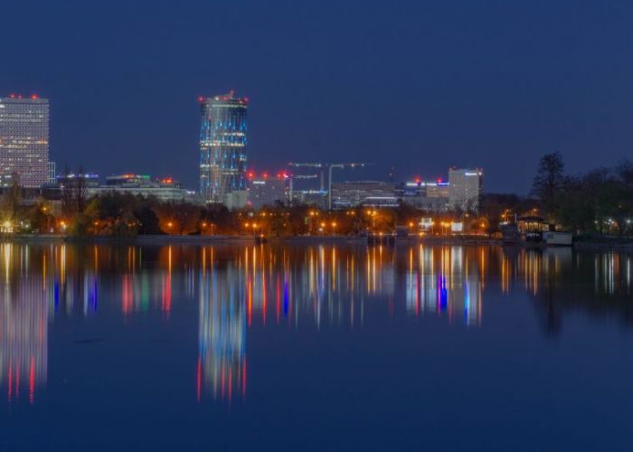 Circuit de lux, cu opriri la București și Suceava. Turiștii aterizează în Capitală cu un avion privat. Excursia costă 130.000 $